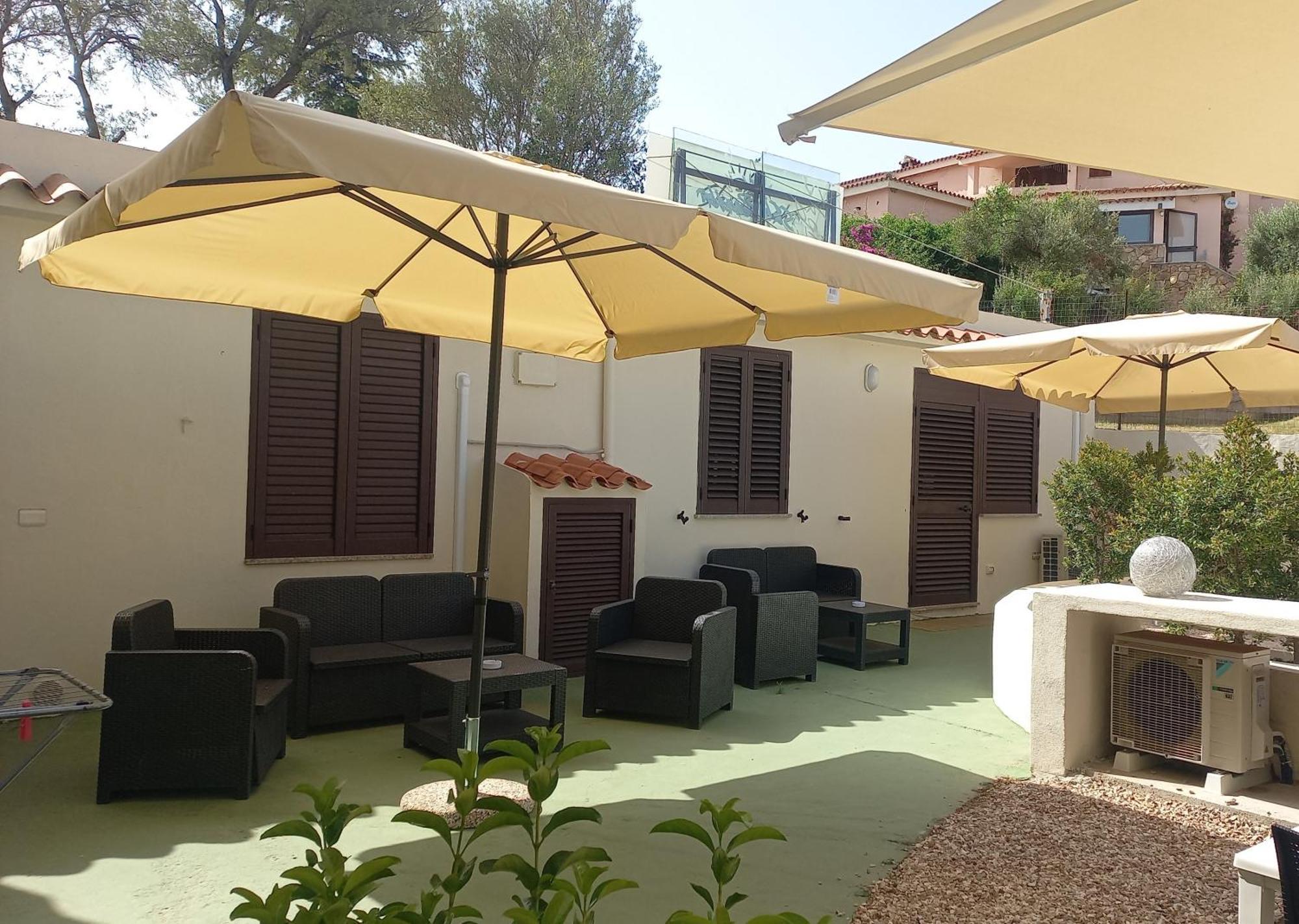 Mivida "Le Stanze Di Ada" Bed & Breakfast San Teodoro  Ngoại thất bức ảnh