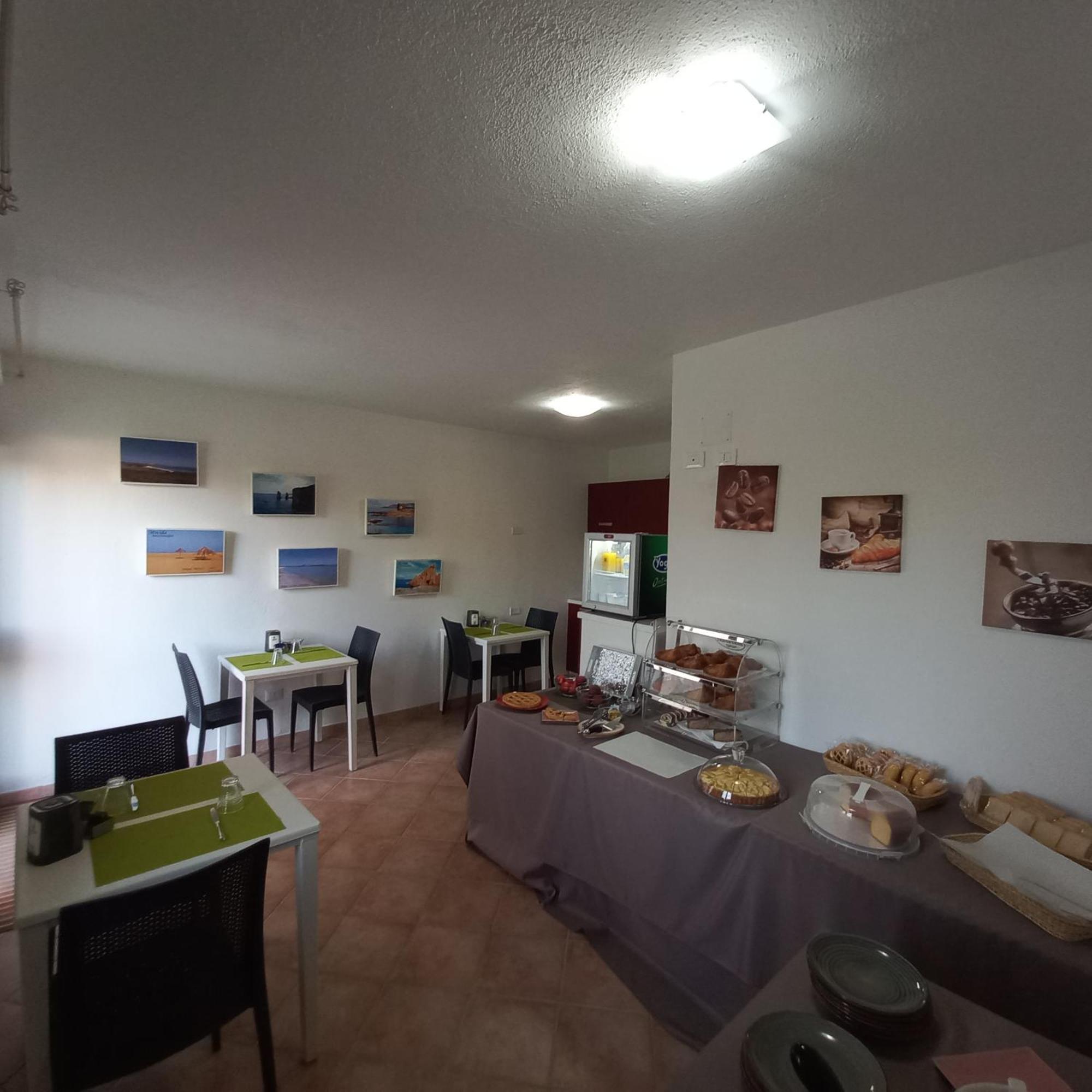 Mivida "Le Stanze Di Ada" Bed & Breakfast San Teodoro  Ngoại thất bức ảnh
