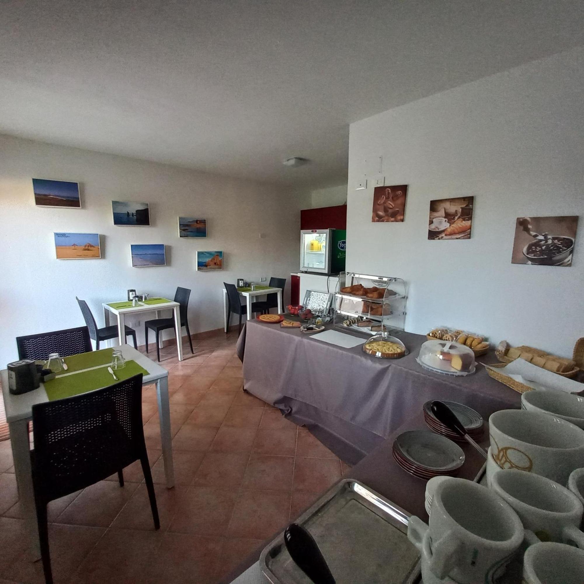 Mivida "Le Stanze Di Ada" Bed & Breakfast San Teodoro  Ngoại thất bức ảnh